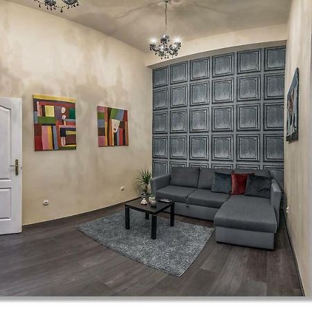 Opera Boutique Apartment Budapest Luaran gambar