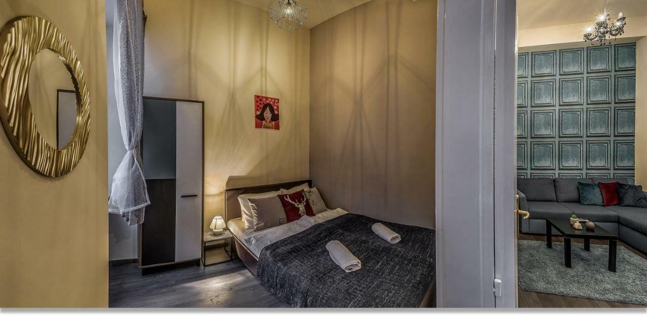 Opera Boutique Apartment Budapest Luaran gambar